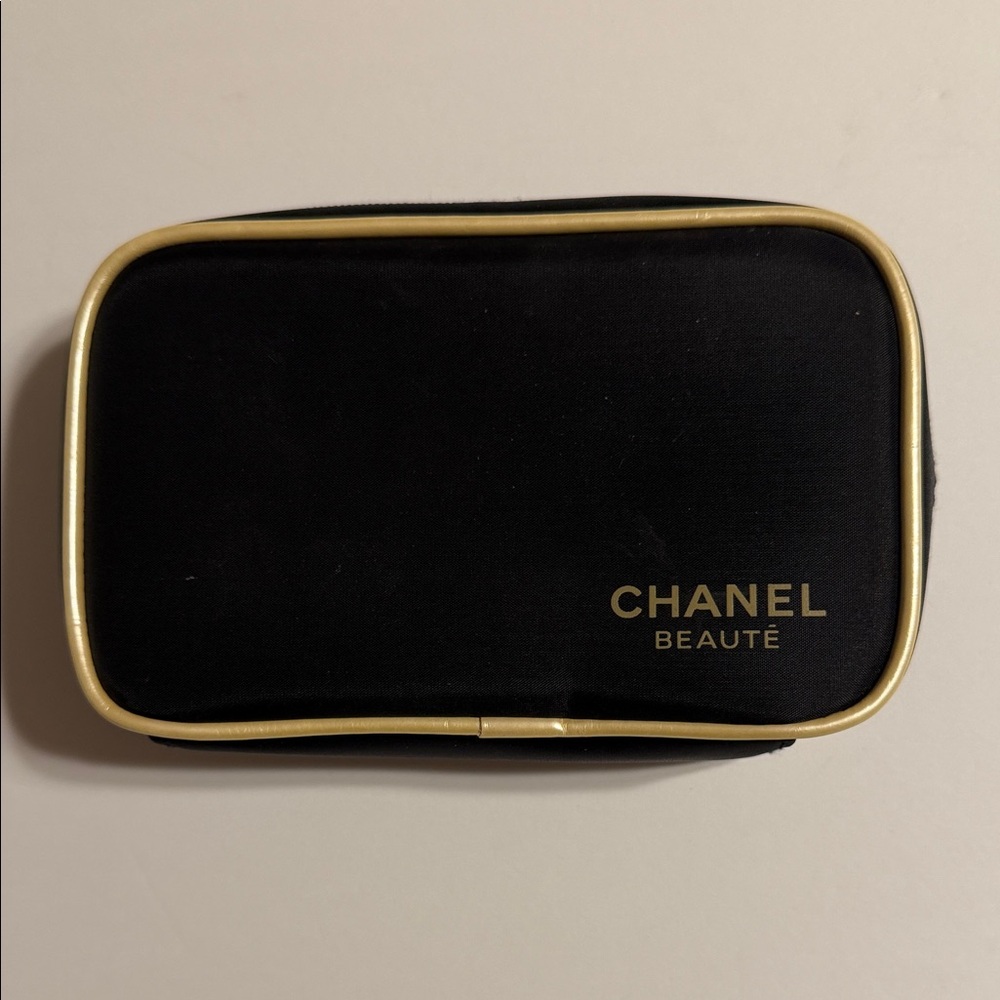 CHANEL Black and Gold Beauty Nylon Zippered Cosmetic Makeup Bag NWOT
